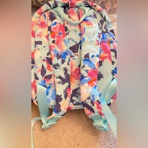 🌺 Vera Bradley Ultralight Small Backpack. NWT. “ Floating Blossoms”